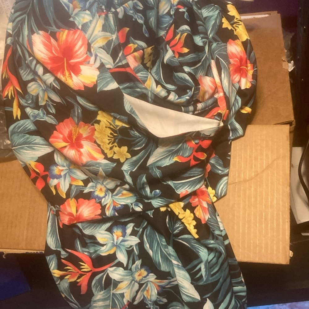 Bathing suit top size 3xl